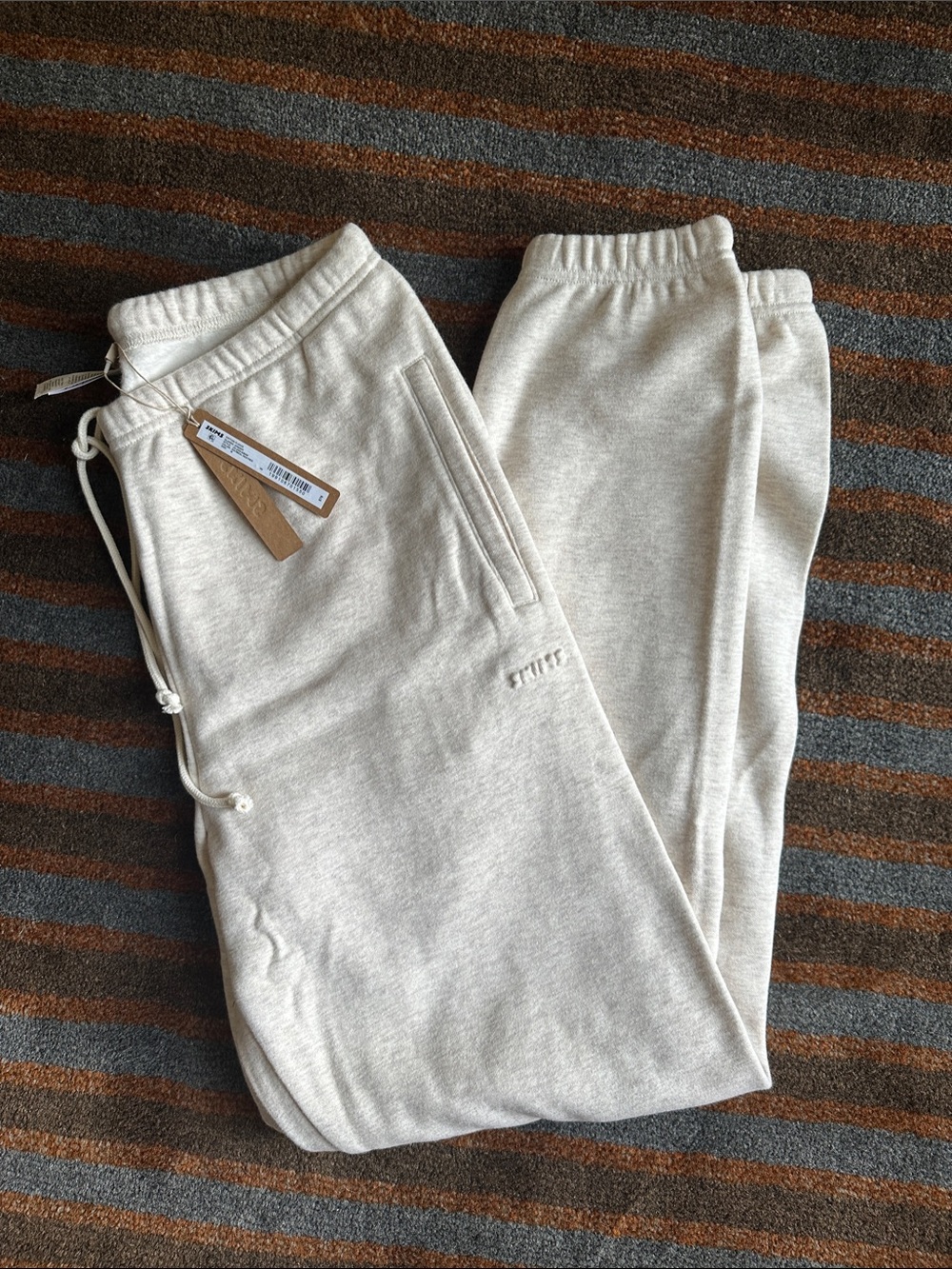 Skims Cotton Fleece Jogger in Oatmeal
